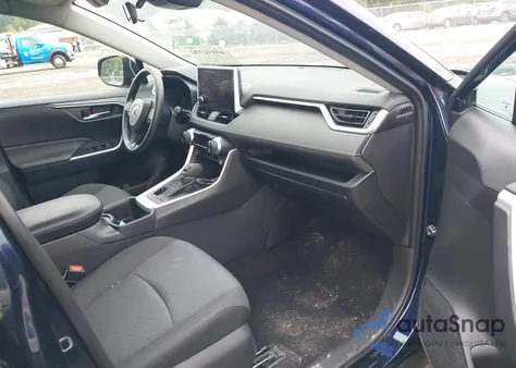 2025 Toyota Rav4 Xle z USA, uszkodzony, nr VIN 2T3P1RFV3SW544204